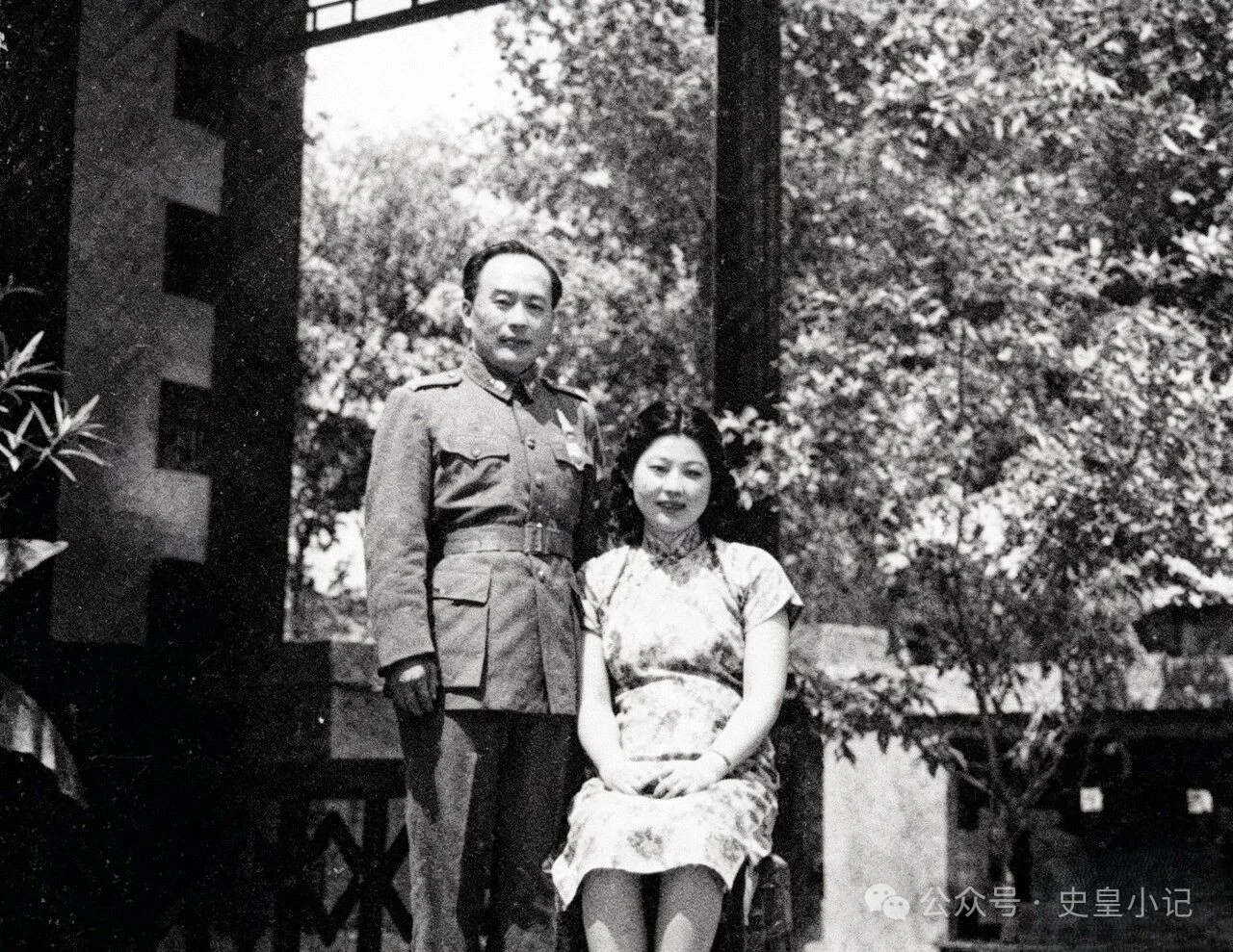 点击图片看原样大小图片