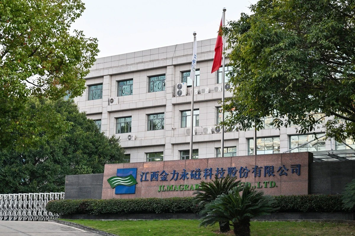 点击图片看原样大小图片