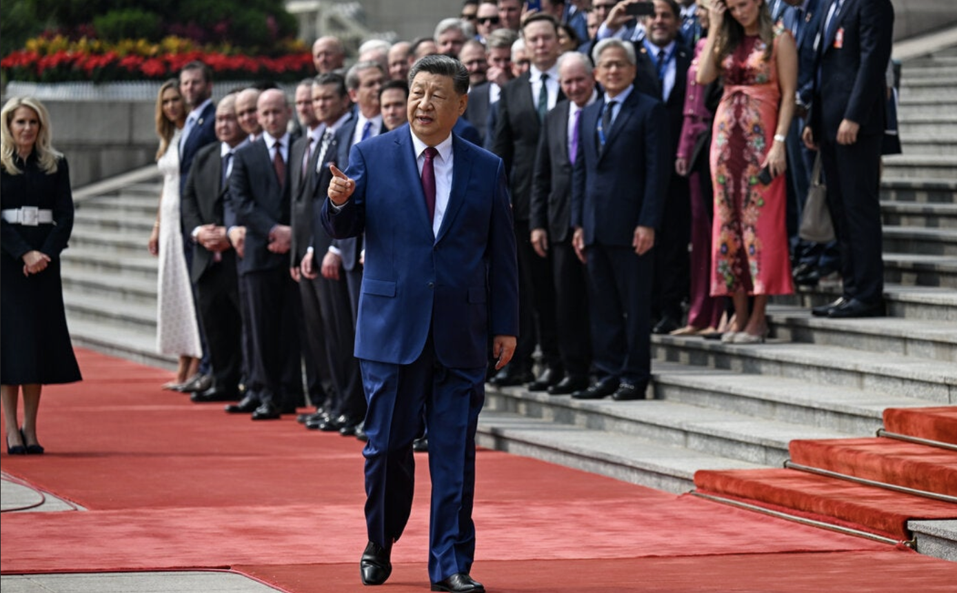 川普为何“讨好”习近平？