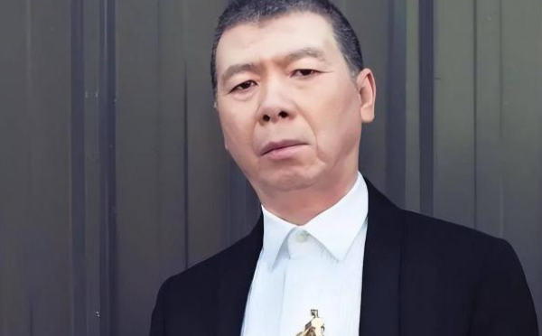 冯小刚终于说了一次软话