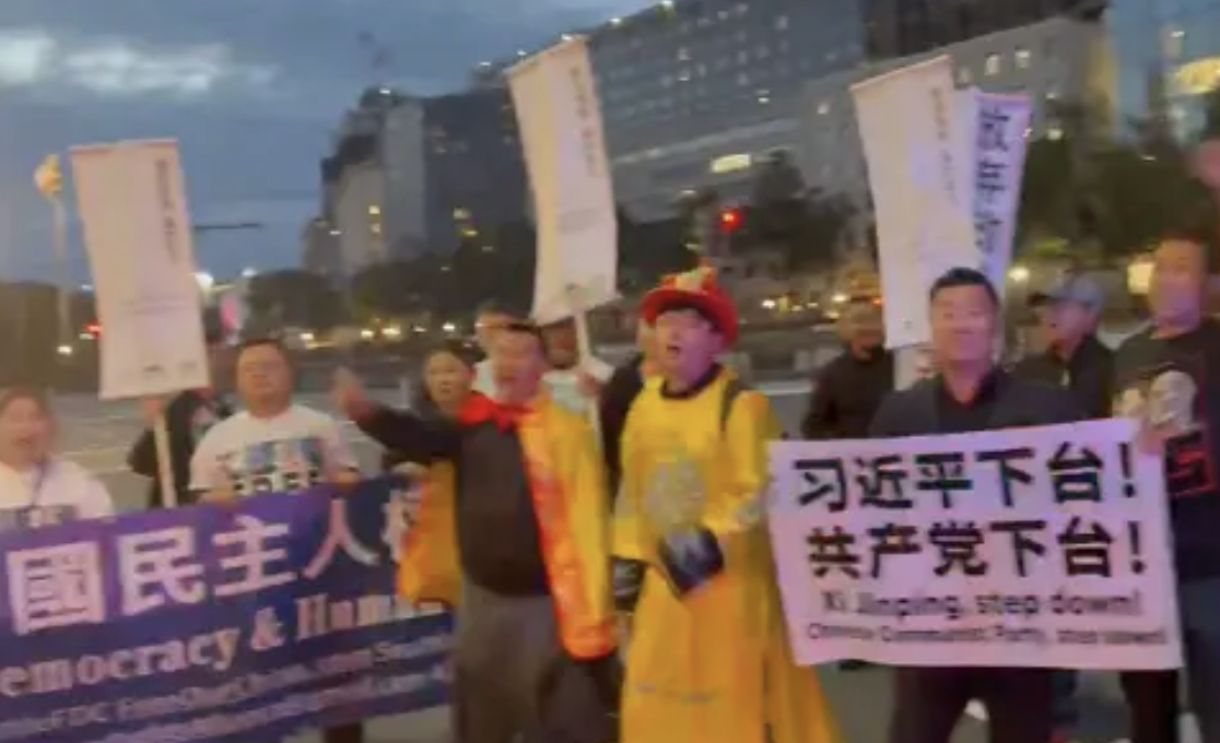 川普迎习，四个镜头被央视删除