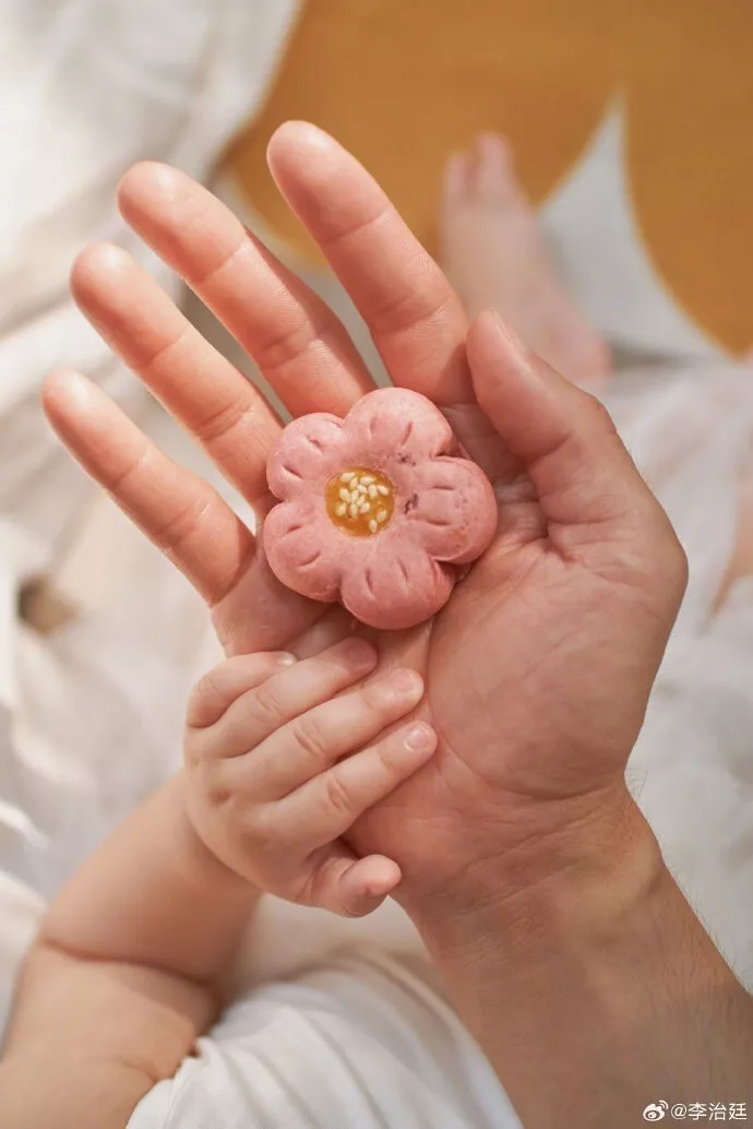 点击图片看原样大小图片