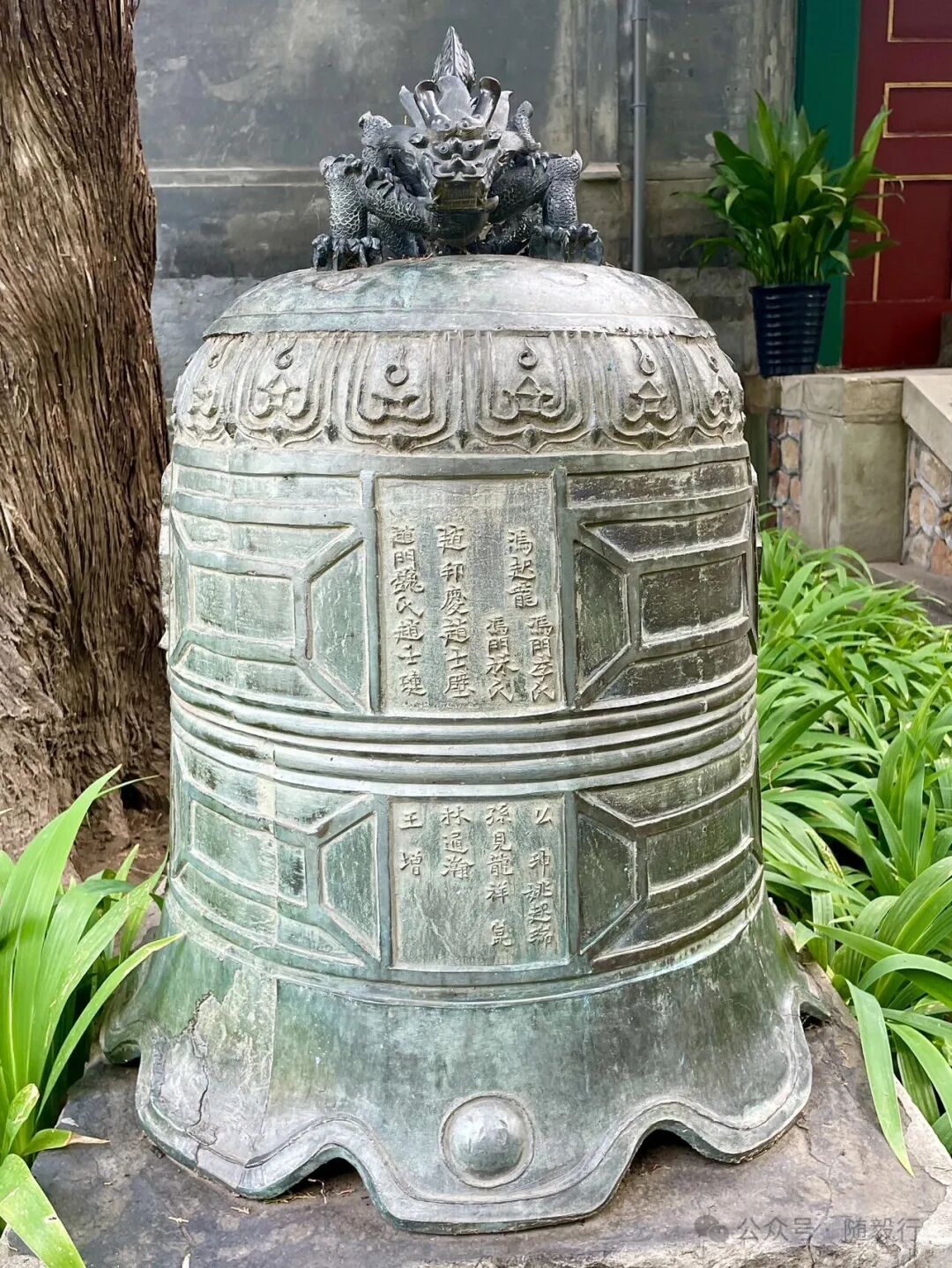 点击图片看原样大小图片