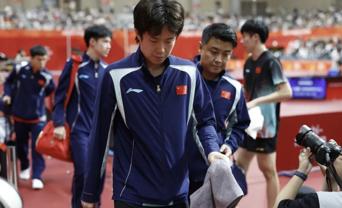 邓亚萍谈国乒男团亚运失利