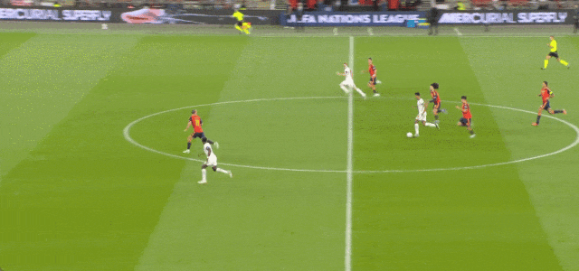 西班牙3-2英格兰，亚马尔闪击