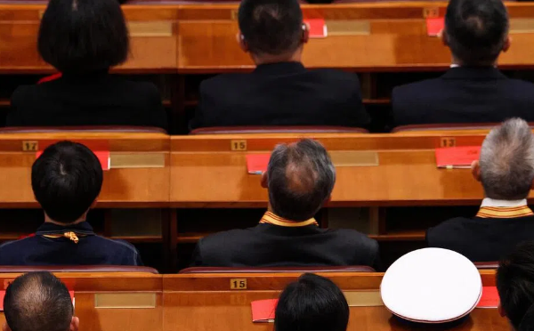 多地公布“一把手”个人手机号，谁敢打？