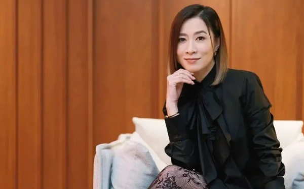 佘诗曼食物中毒，体重不足90斤