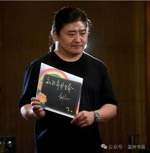 点击图片看原样大小图片