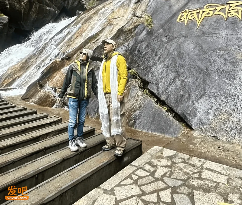 点击图片看原样大小图片