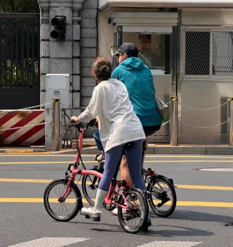 点击图片看原样大小图片
