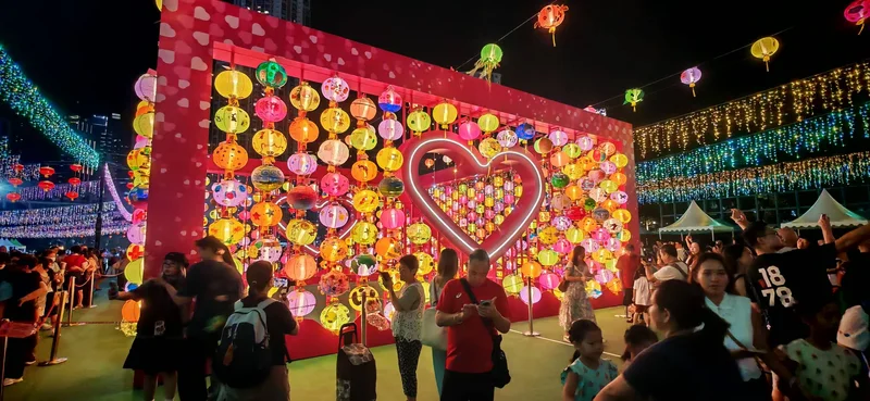 点击图片看原样大小图片