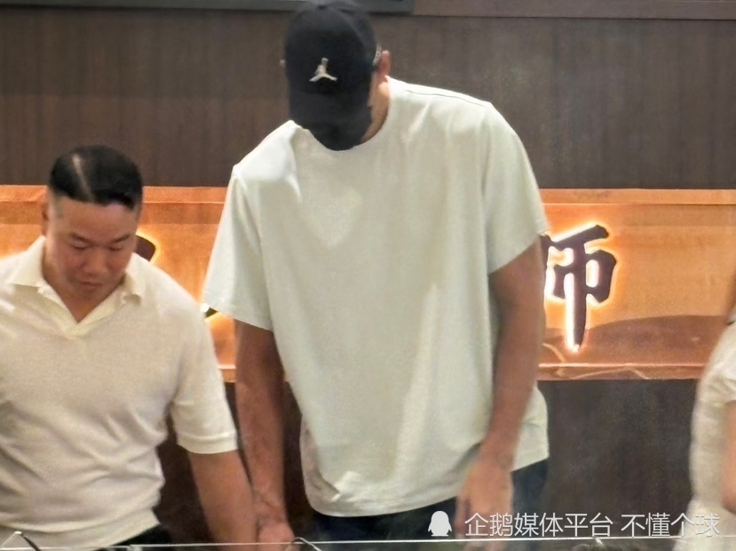 点击图片看原样大小图片