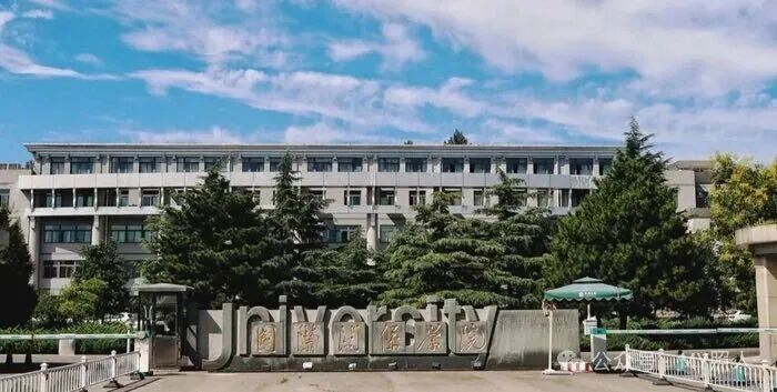 点击图片看原样大小图片