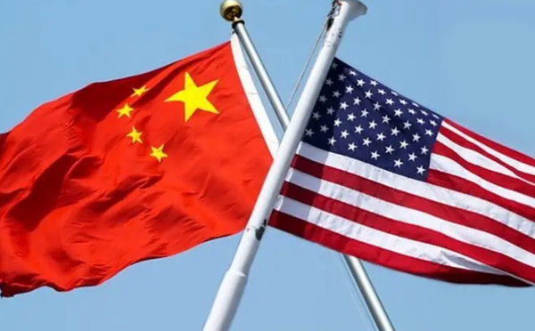 美国对加拿大狂加税,对中国猛降税