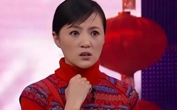 五登春晚后精神失常，她现在怎样了？