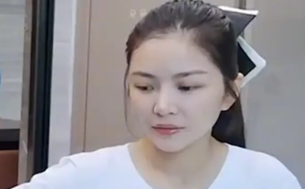 王灿自曝孕前被美容店诱导灌肠