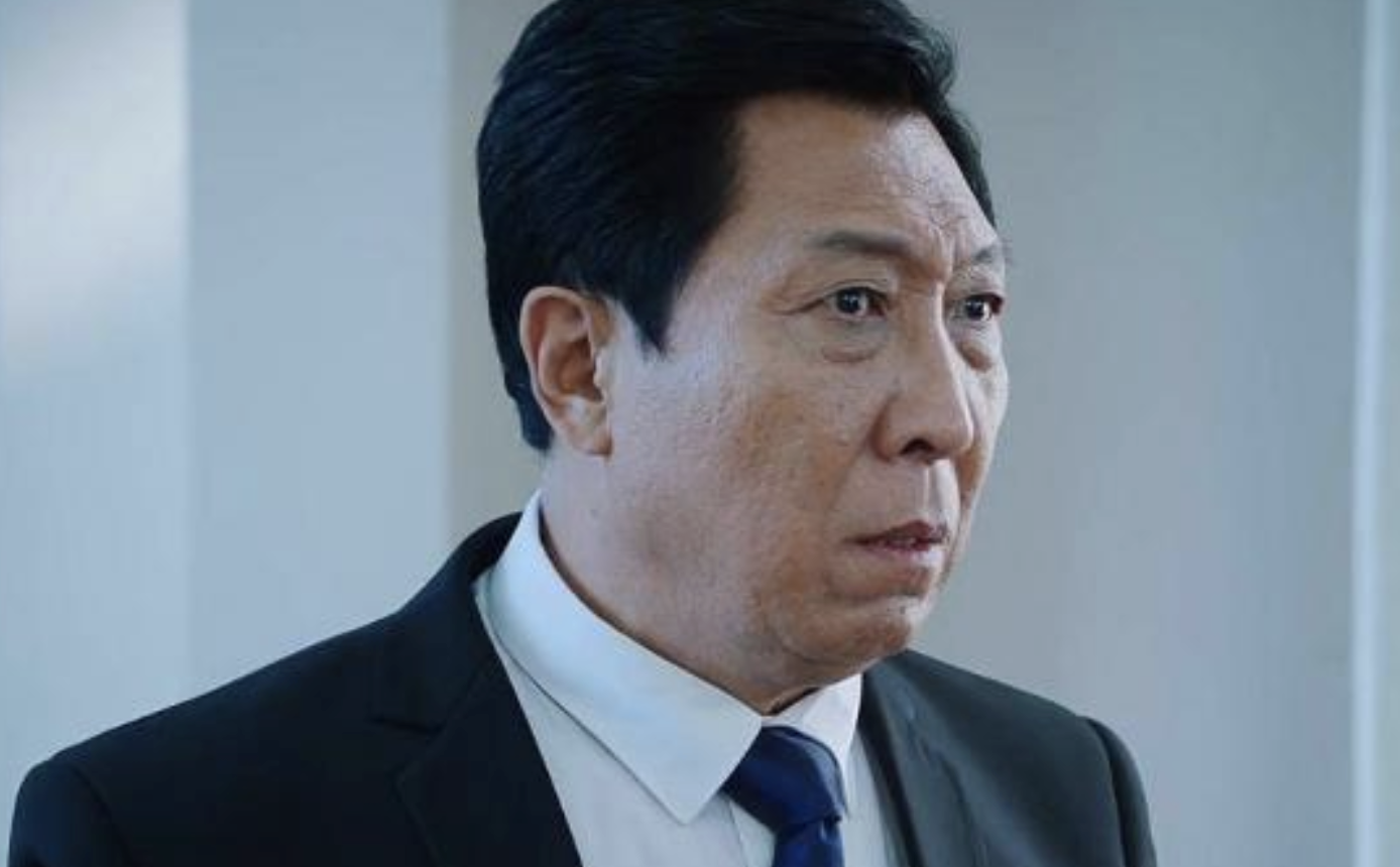 通道被堵死，县城官二代集体滑落