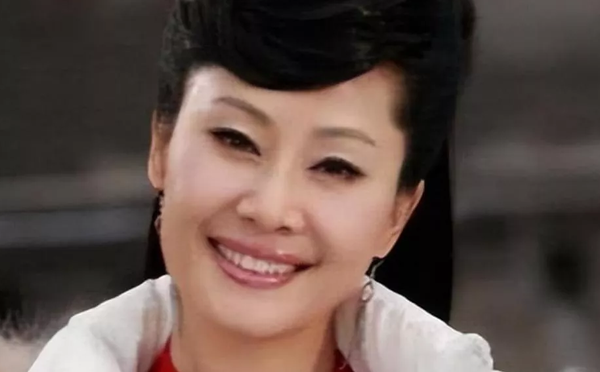于文华再婚23年未生子,她幸福吗?