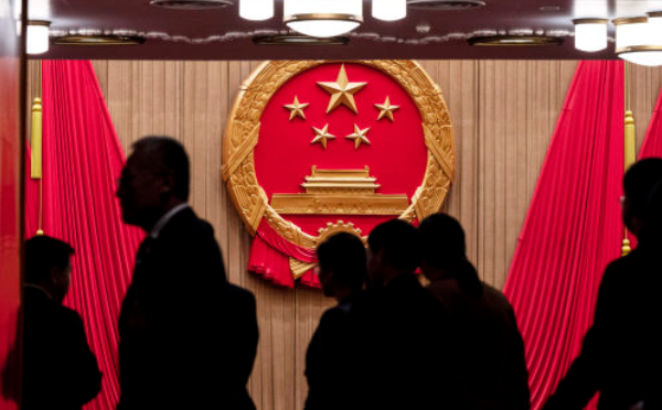 “听床”成了中国政治密码