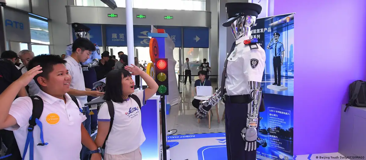 点击图片看原样大小图片