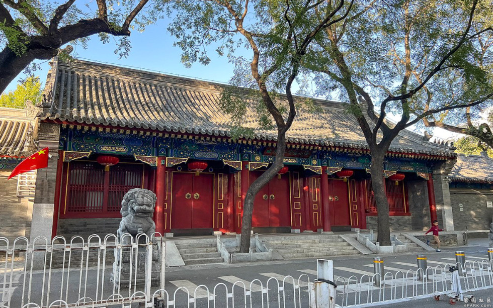点击图片看原样大小图片