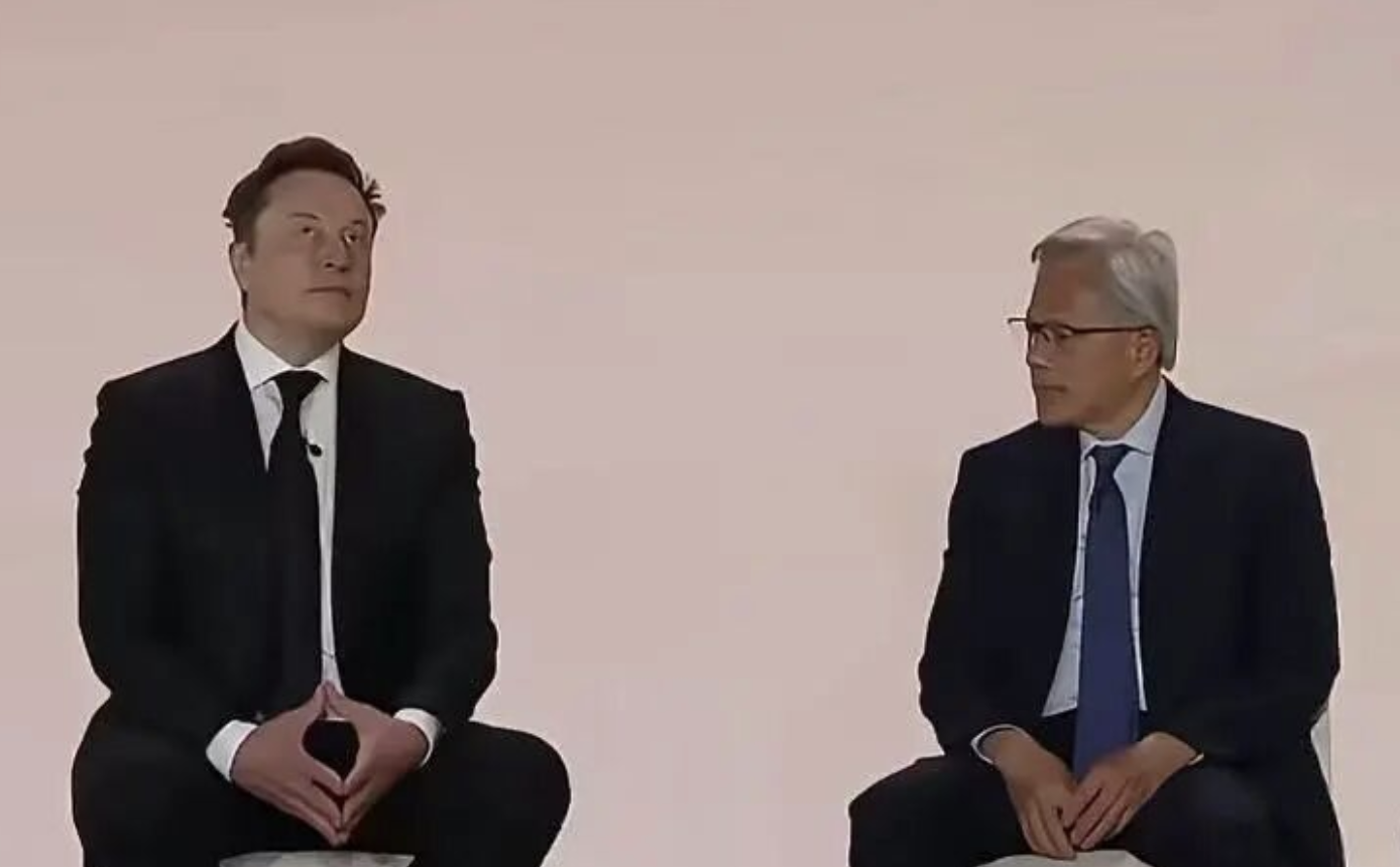 马斯克：AI真正的挑战是电力