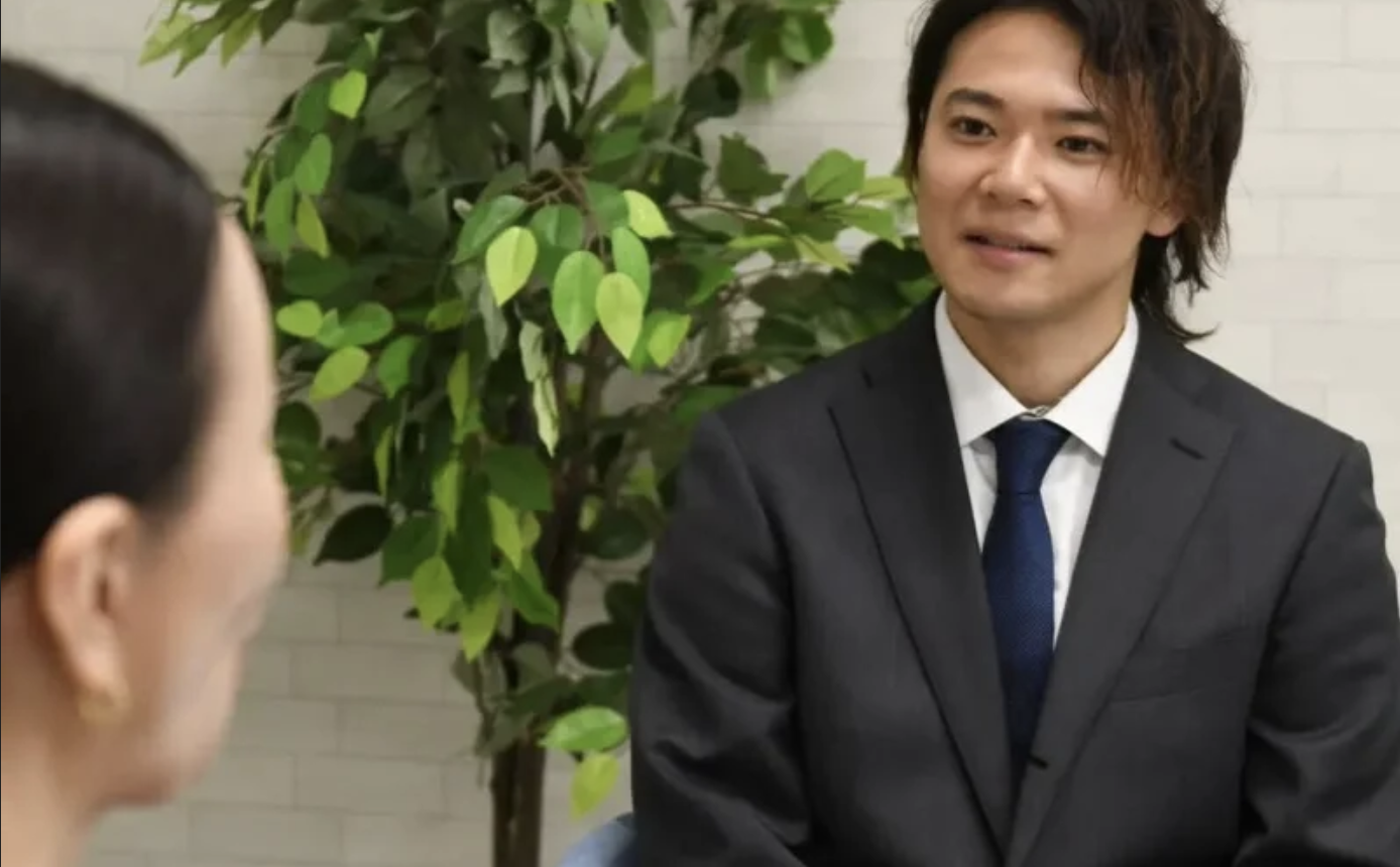 算法相亲遇冷，日本真人婚介逆势翻红