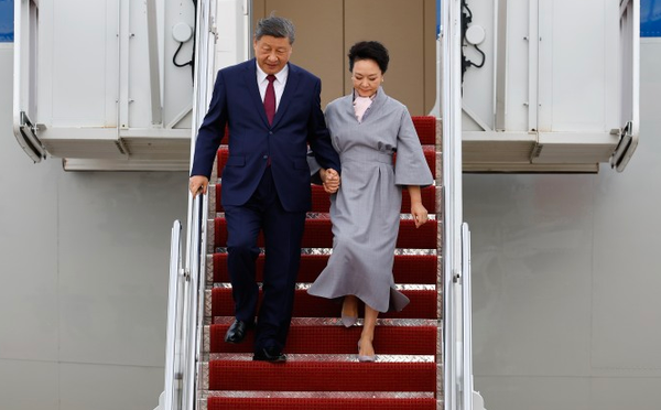 习彭之间一细节,折射中国权力格局
