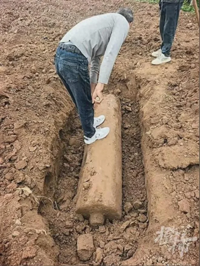 点击图片看原样大小图片