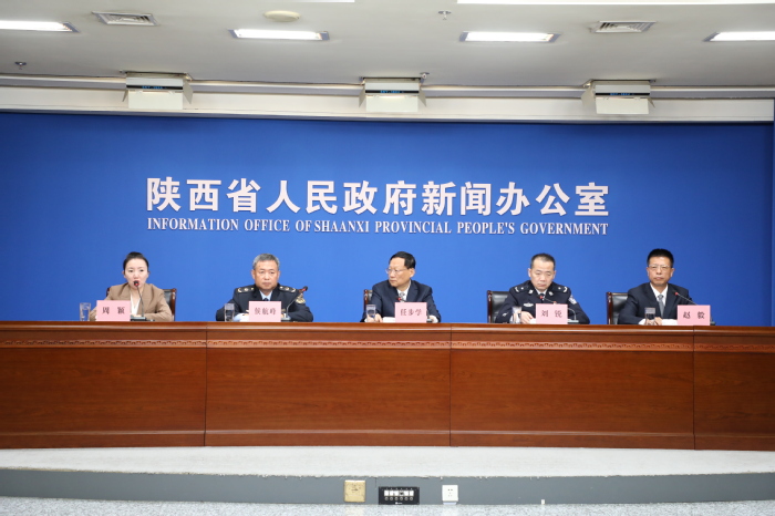点击图片看原样大小图片