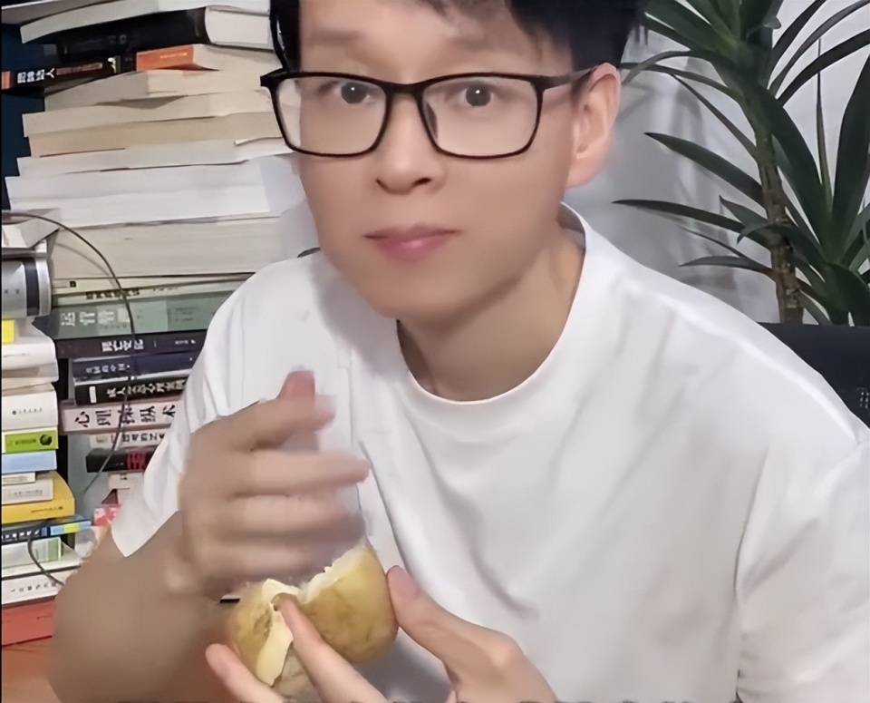 点击图片看原样大小图片